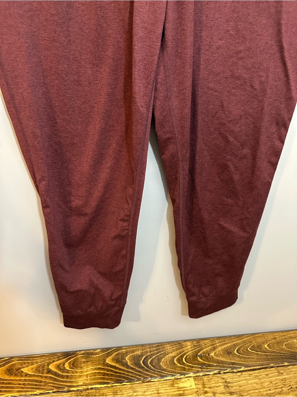 Quince Joggers Brick Red/Maroon Color, Size Medium - Picture 3 of 9